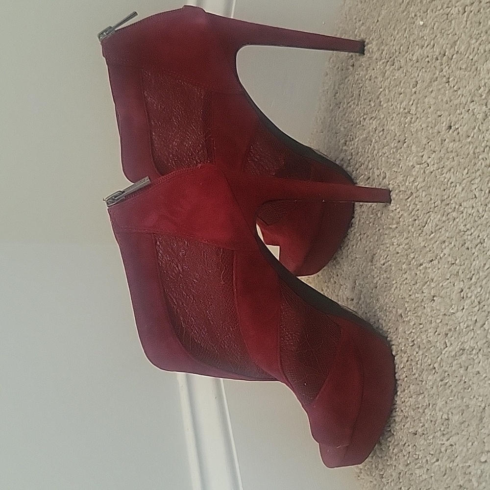 Jessica Simpson Burgundy Suede and Lace Open Toe  Ankle Boots Size 7.5